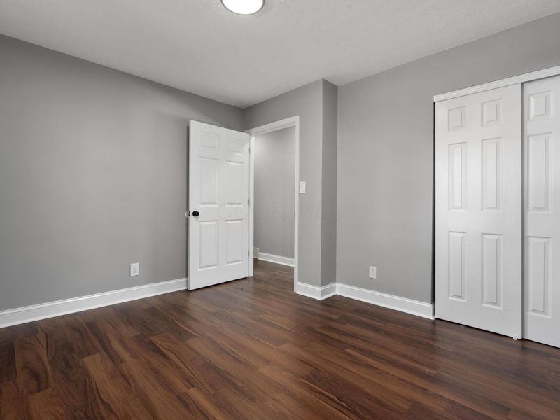 1973 Dunning Road , Columbus, OH 43219 Photo 17