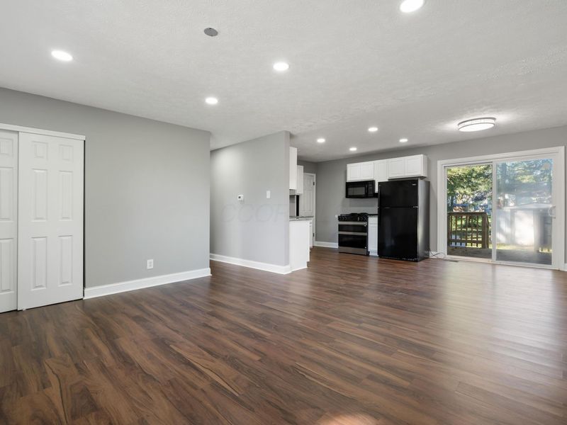 1973 Dunning Road , Columbus, OH 43219 Photo 8