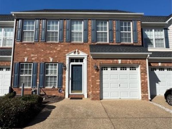 6005 Eagles Crest Drive , Chesterfield, VA 23832