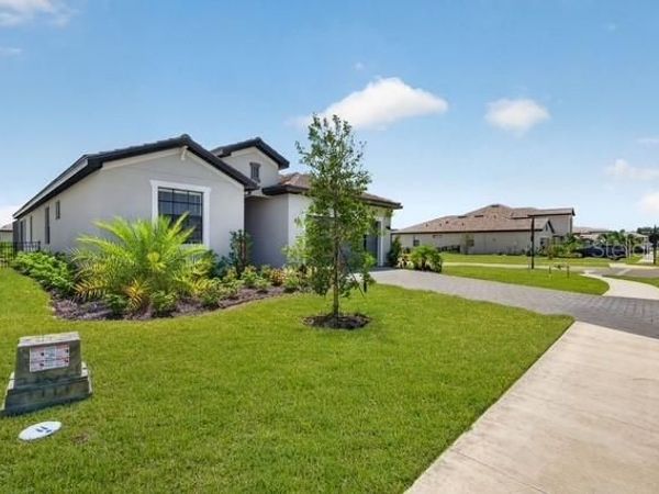 15104 OXFORD GREY DRIVE, BRADENTON, FL 34211
