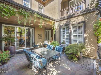 10795 Serratina Drive, Reno, NV 89521 Photo