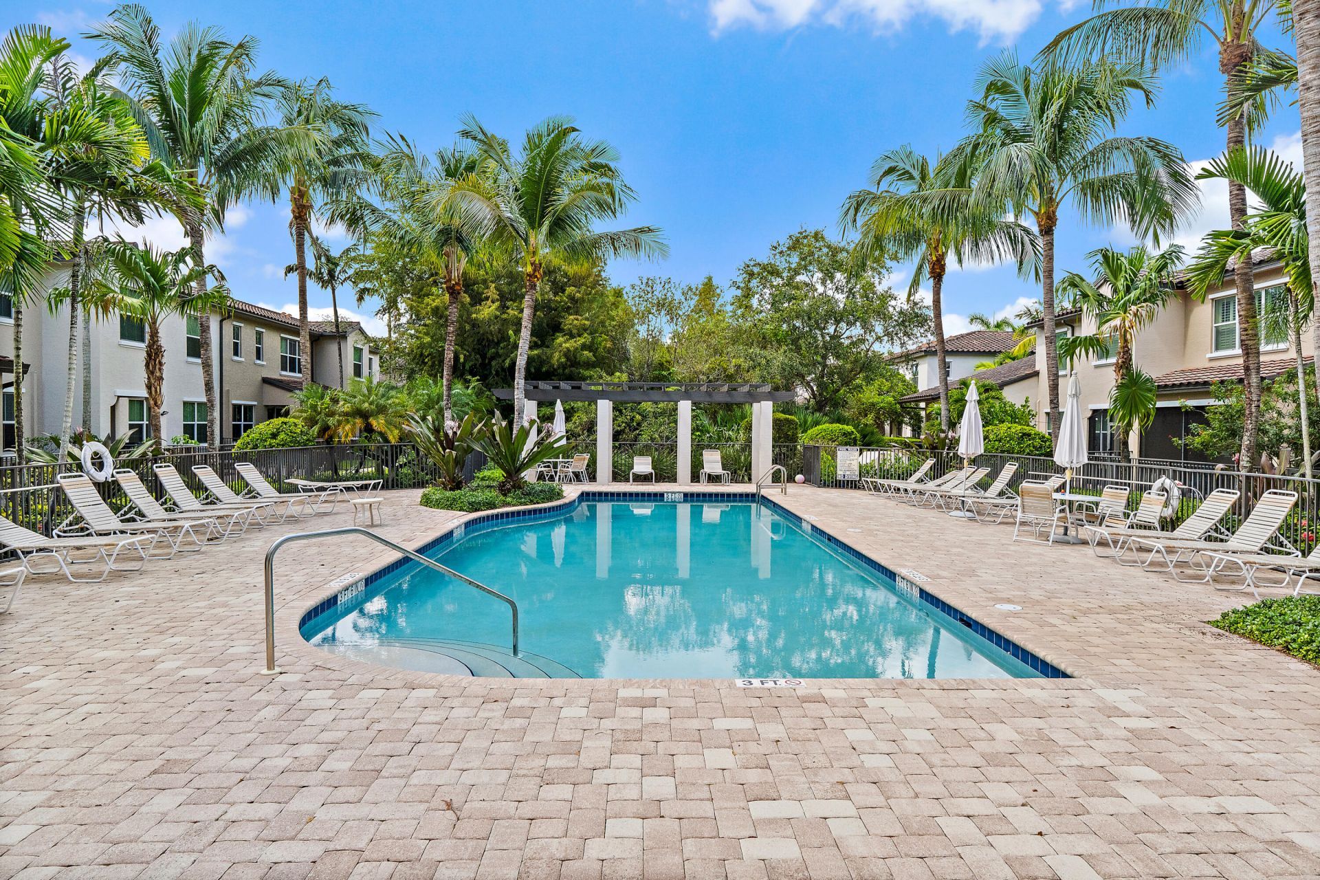 4677 Mediterranean Circle, Palm Beach Gardens, FL 33418 Photo