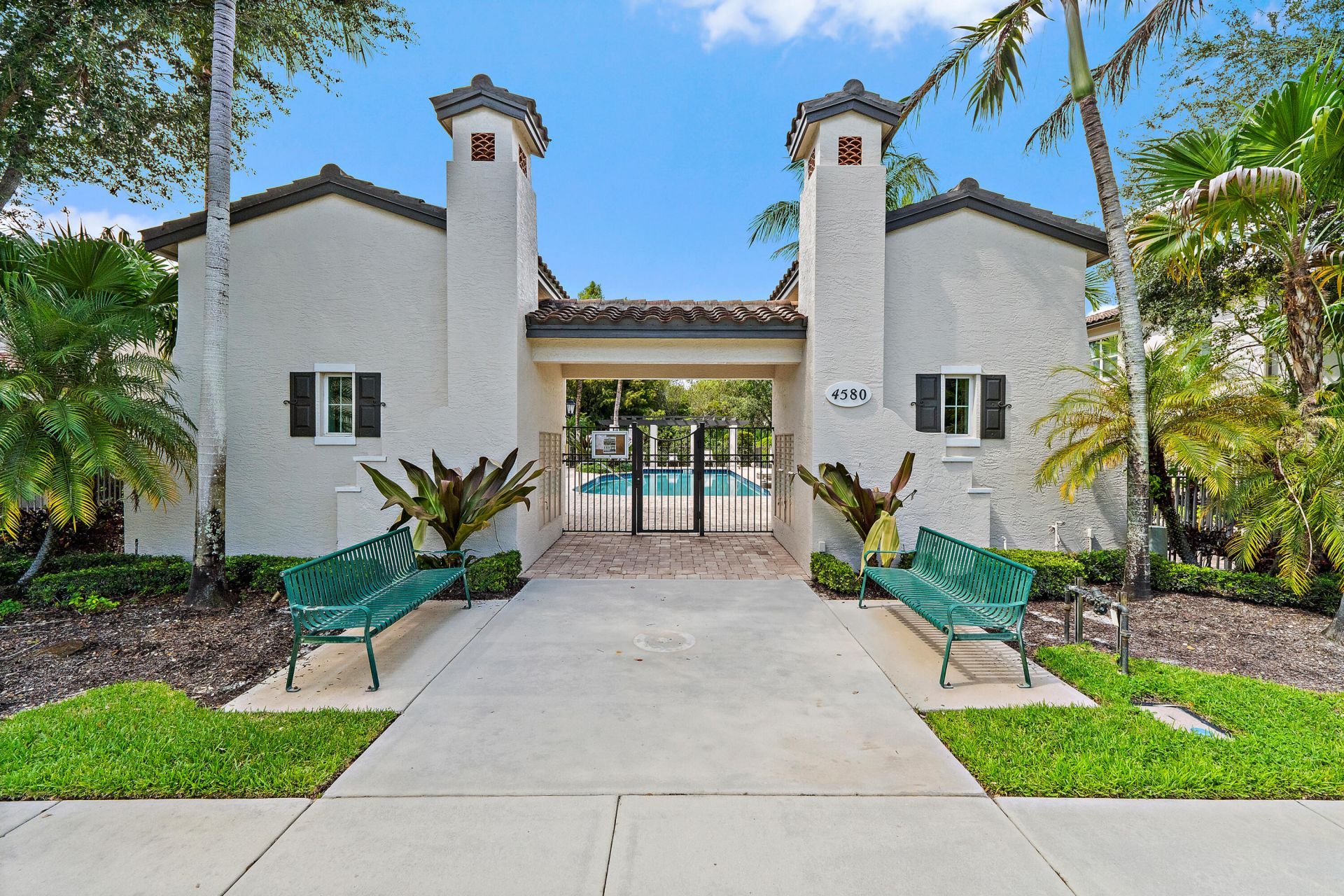 4677 Mediterranean Circle, Palm Beach Gardens, FL 33418 Photo