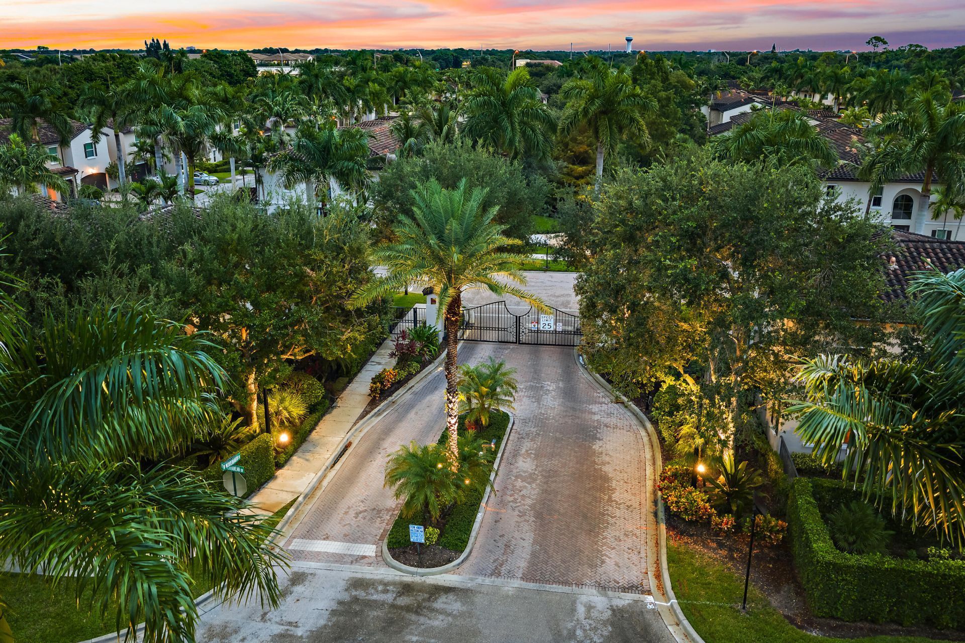 4677 Mediterranean Circle, Palm Beach Gardens, FL 33418 Photo