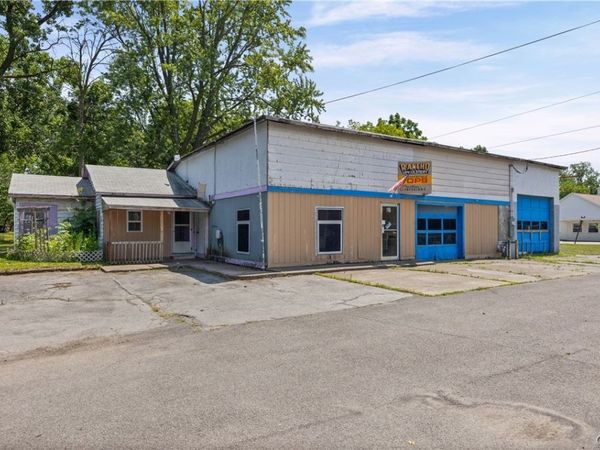 146 N Exchange Street , Geneva, NY 14456