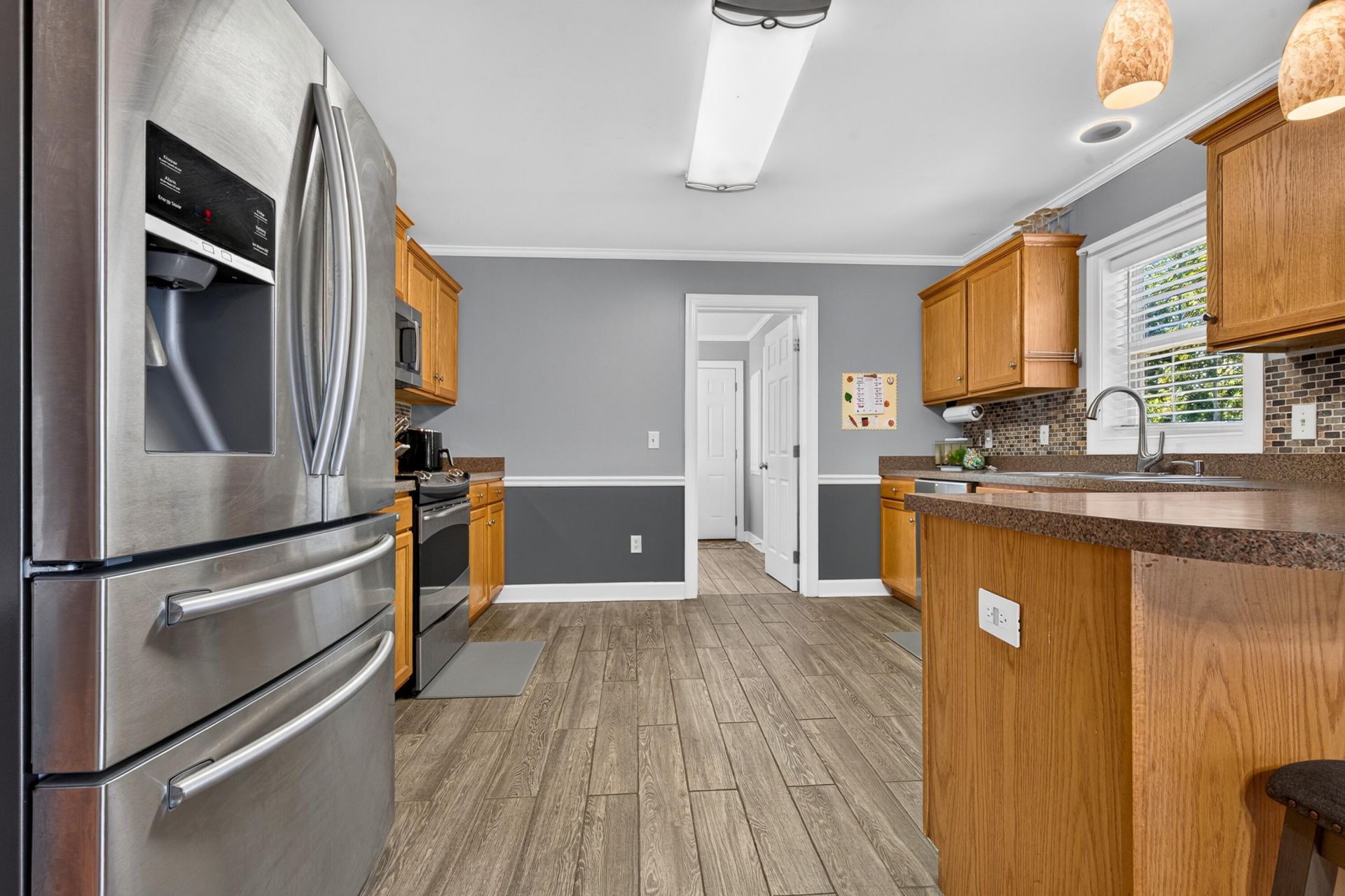2090 Colony Drive Photo 18
