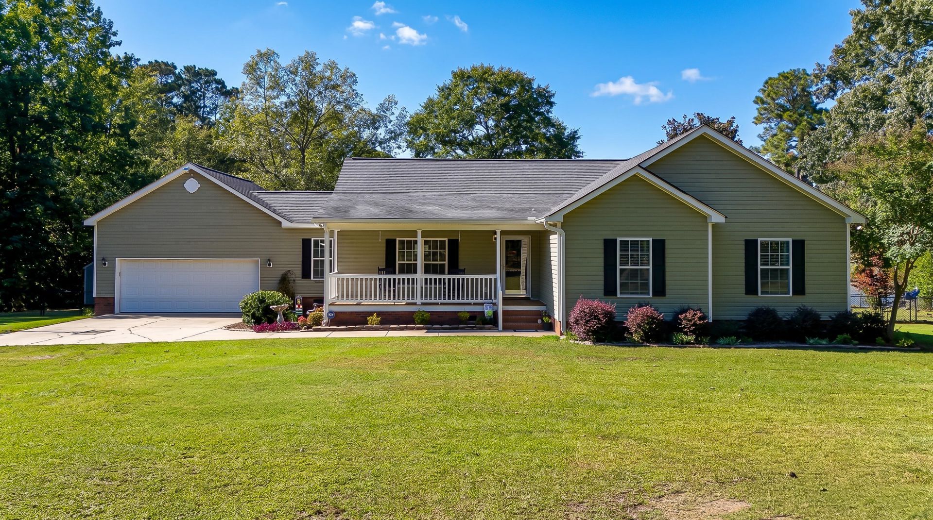 2090 Colony Drive Photo 5