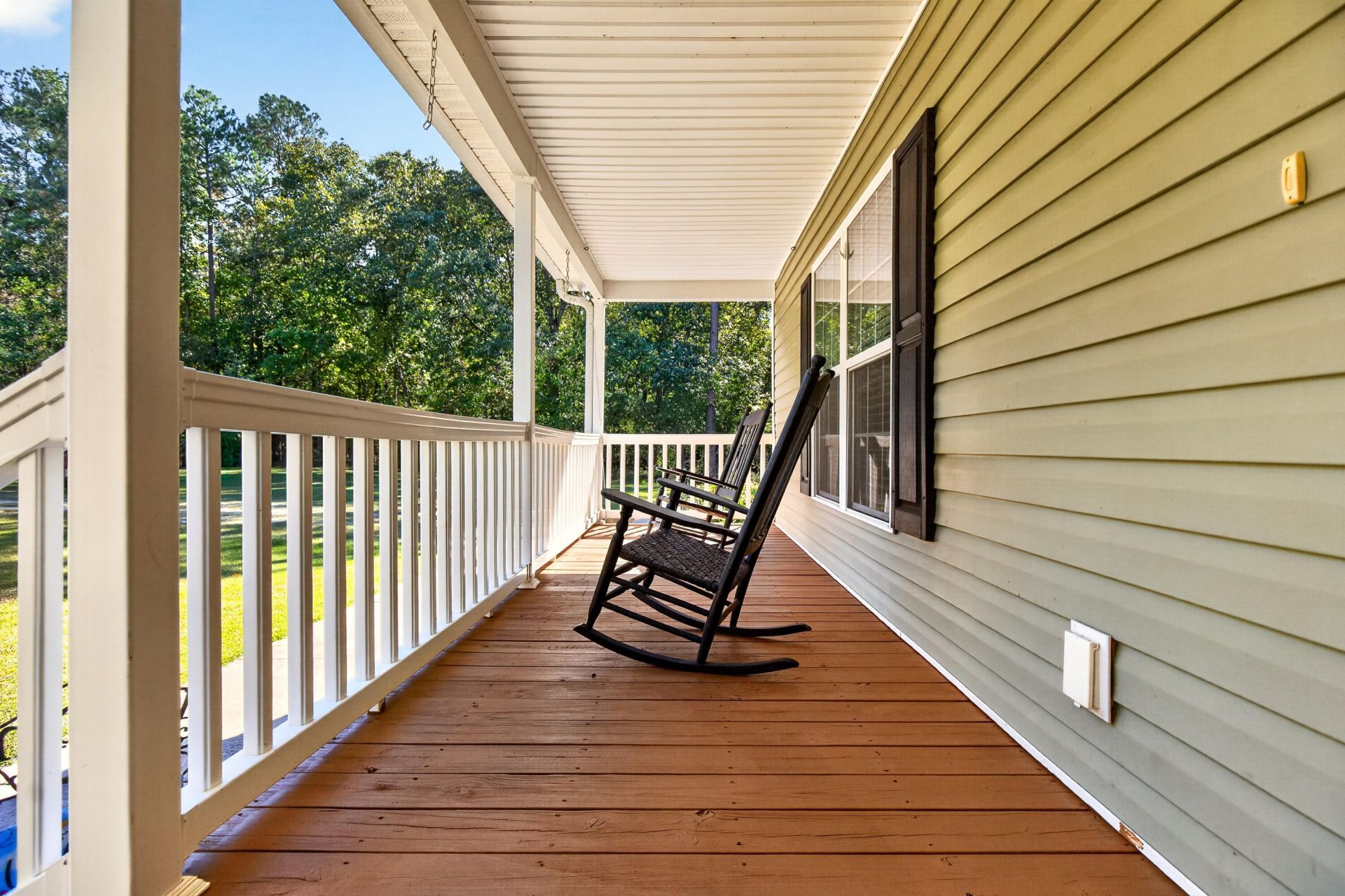 2090 Colony Drive Photo 9