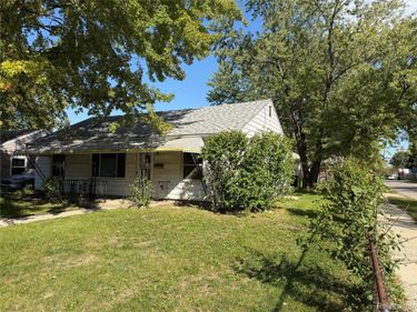 26700 Grandmont Street, Roseville, Mi 48066