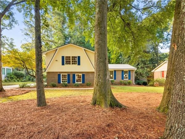 2768 Arldowne Drive , Tucker, GA 30084