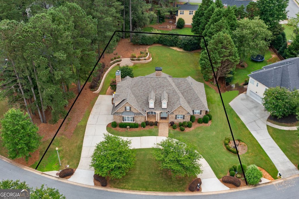 15 Stratford Way, Newnan, GA 30265 Main Photo