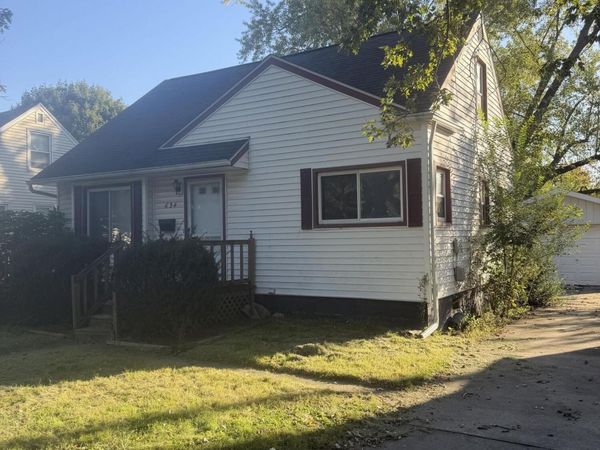 634 Grand Street, Adrian, MI 49221