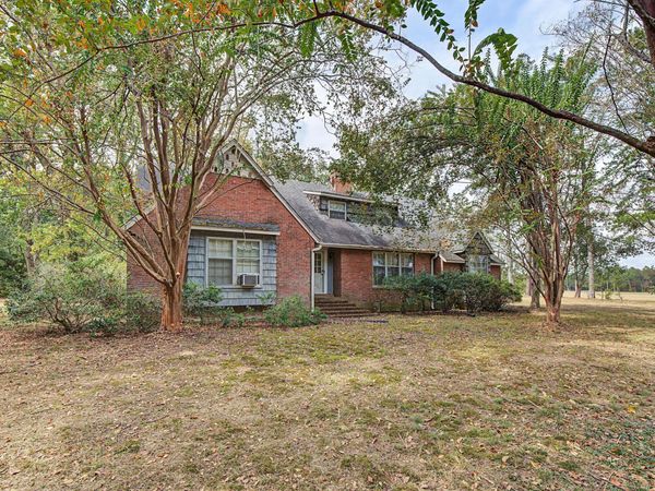 351 US-45, Rienzi, MS 38865