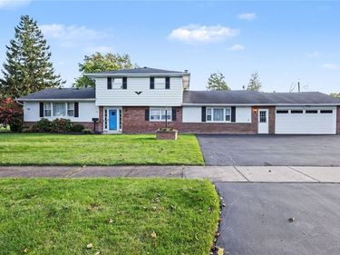 99 Bridgewood Drive, Rochester, NY 14612