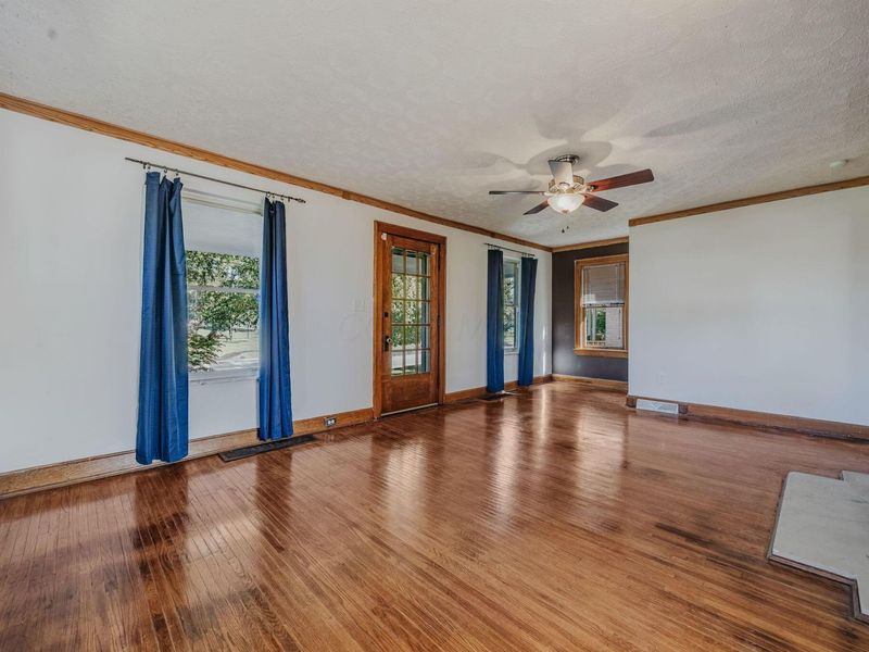 1749 Sullivant Avenue, Columbus, OH 43223 Photo 12
