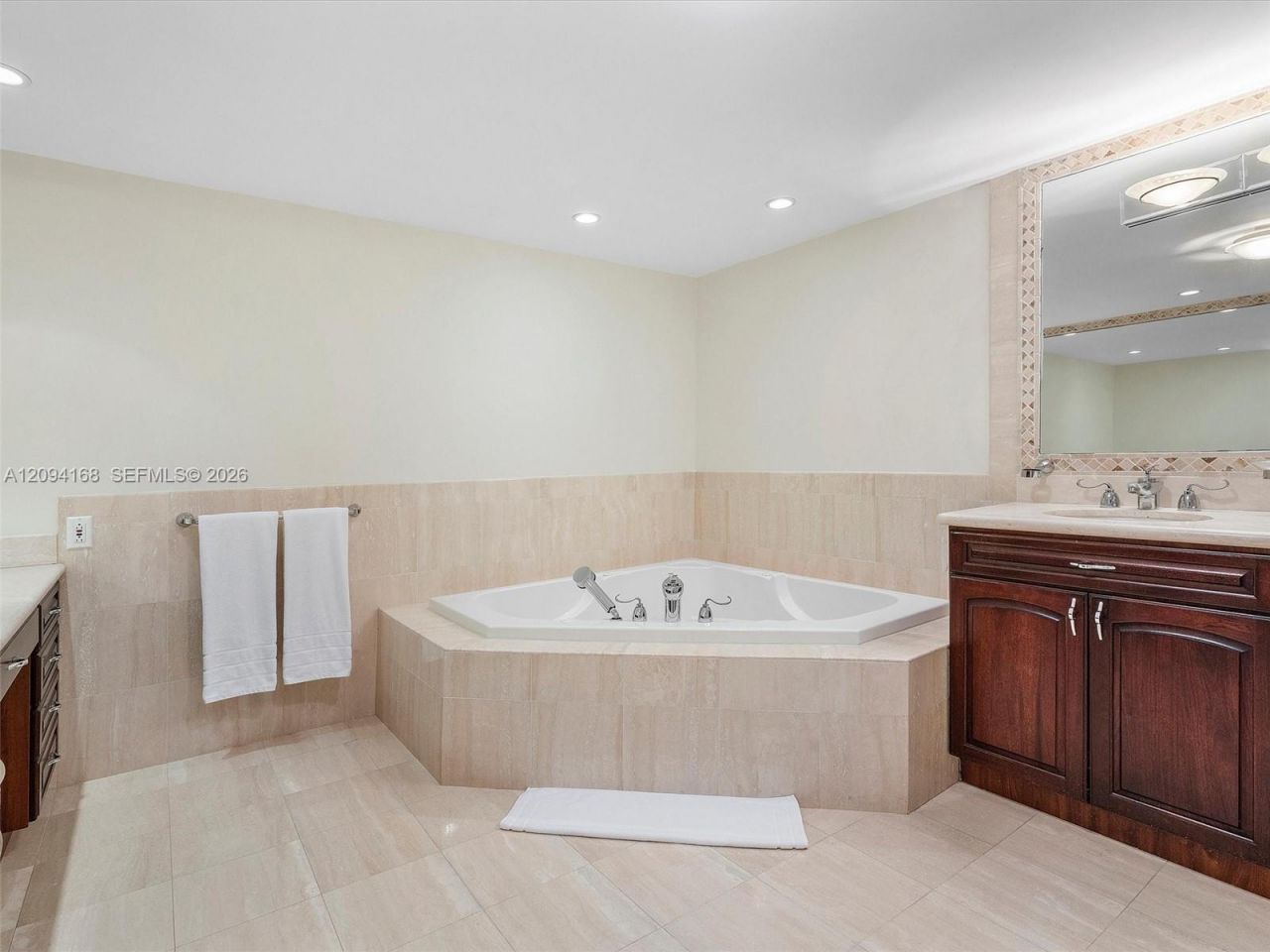 10155 Collins Ave, Unit 402, Bal Harbour, FL 33154 Photo
