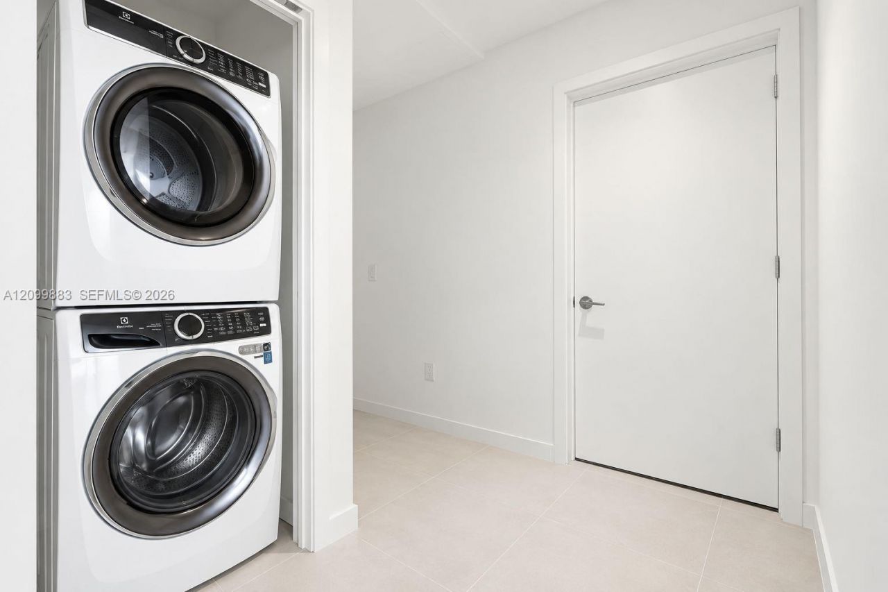 1400 Biscayne Boulevard, Unit 1804, Miami, FL 33132 Photo