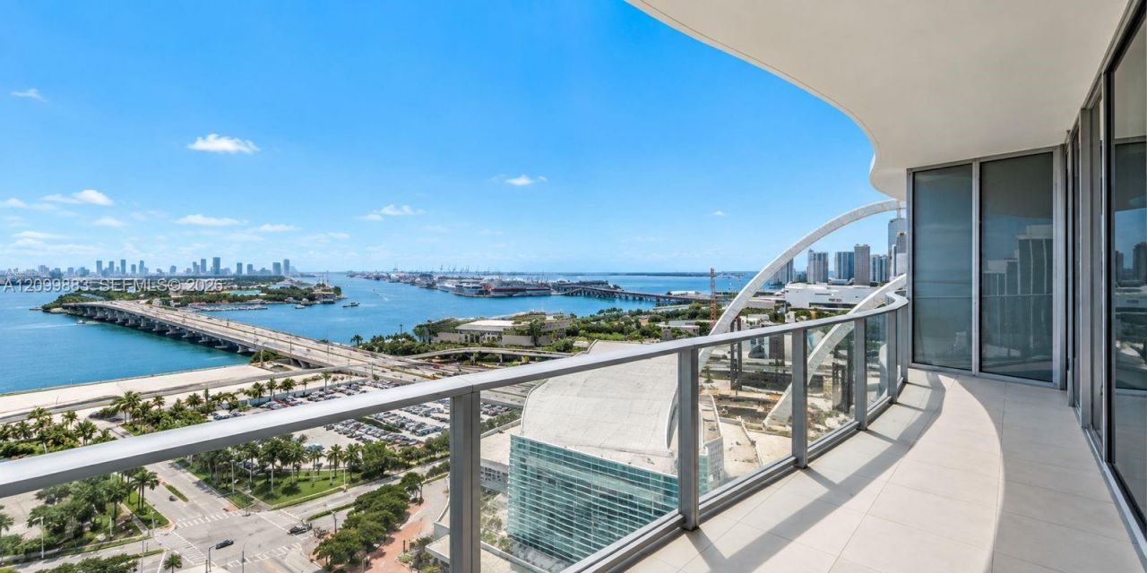 1400 Biscayne Boulevard, Unit 1804, Miami, FL 33132 Photo