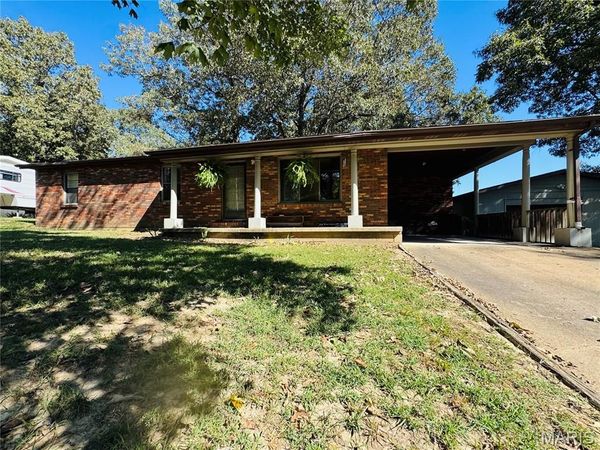 62 County Road 481 , Poplar Bluff, MO 63901