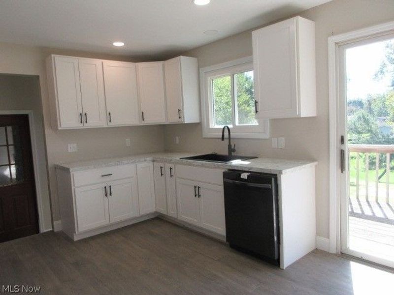 2740 Village Drive, Zanesville, OH 43701 Photo 10