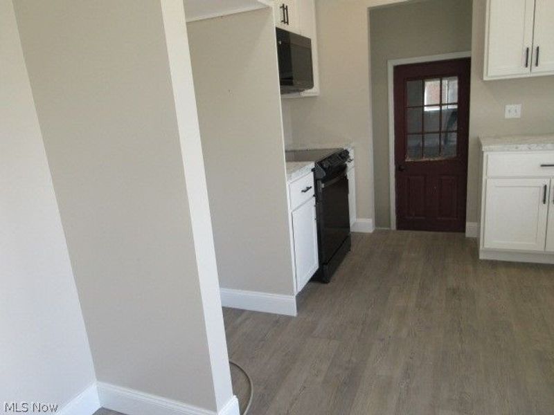 2740 Village Drive, Zanesville, OH 43701 Photo 11