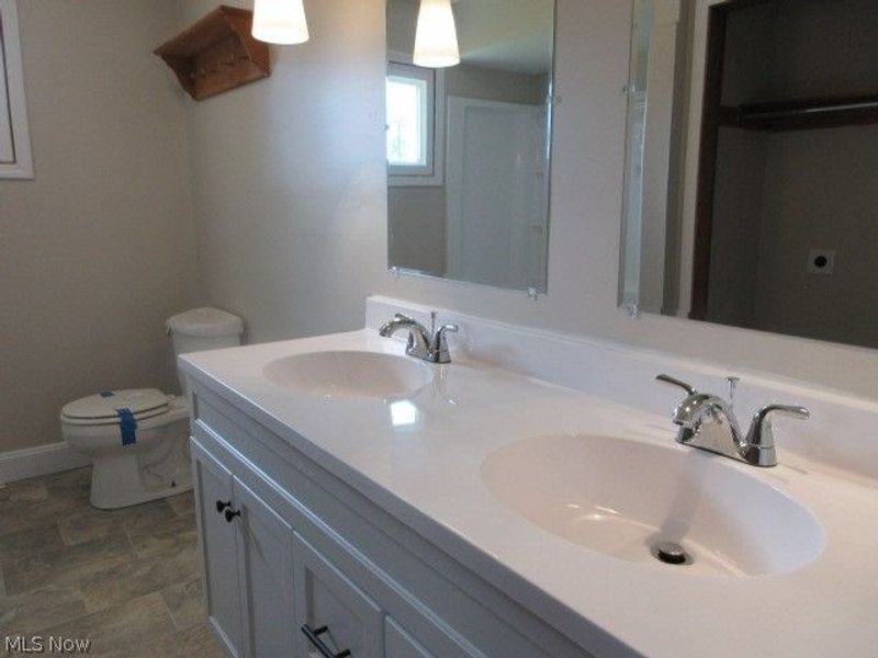 2740 Village Drive, Zanesville, OH 43701 Photo 17