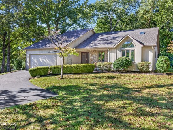 40 Kingsboro Lane, Crossville, TN 38558