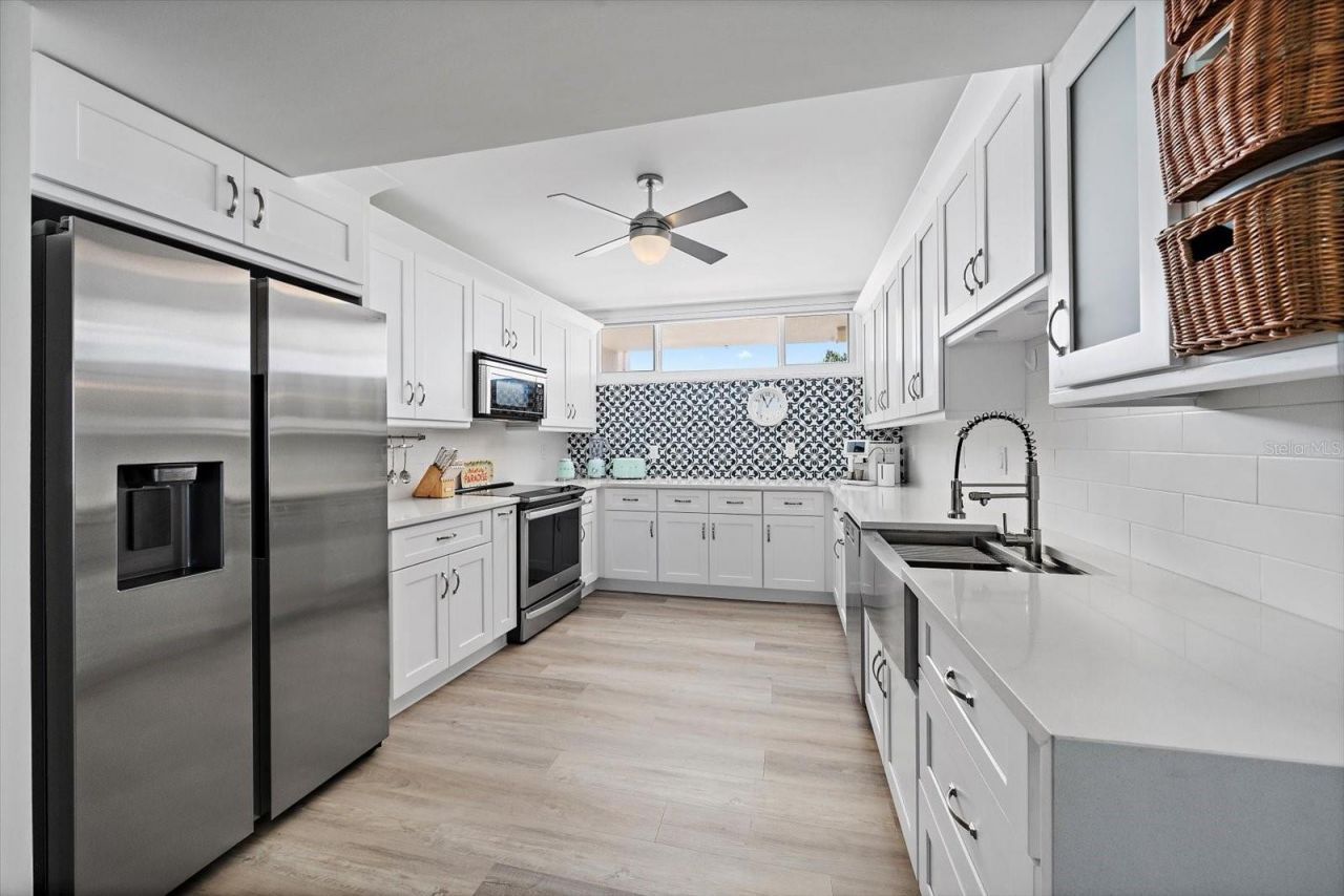 100 Sands Point Road, Unit 219, Longboat Key, FL 34228 Photo