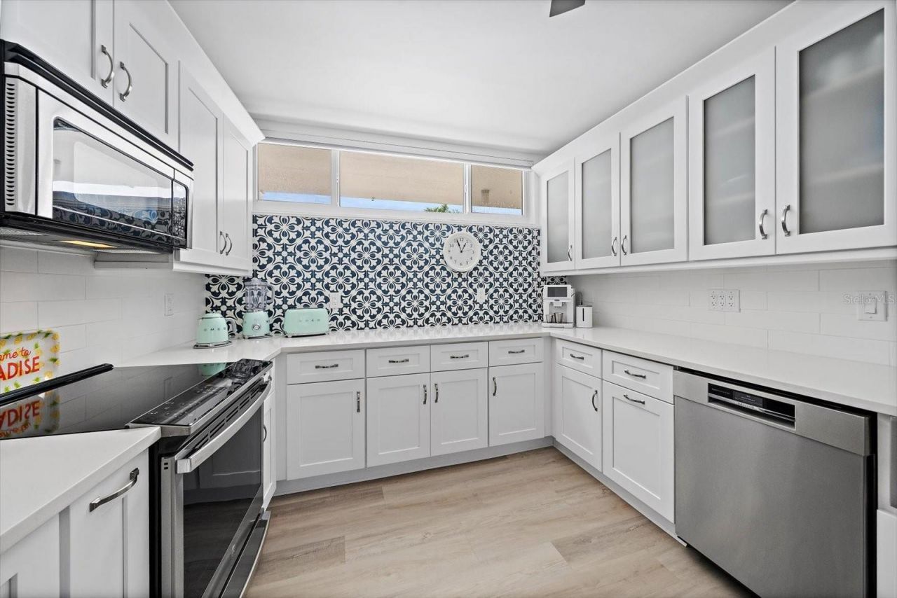 100 Sands Point Road, Unit 219, Longboat Key, FL 34228 Photo