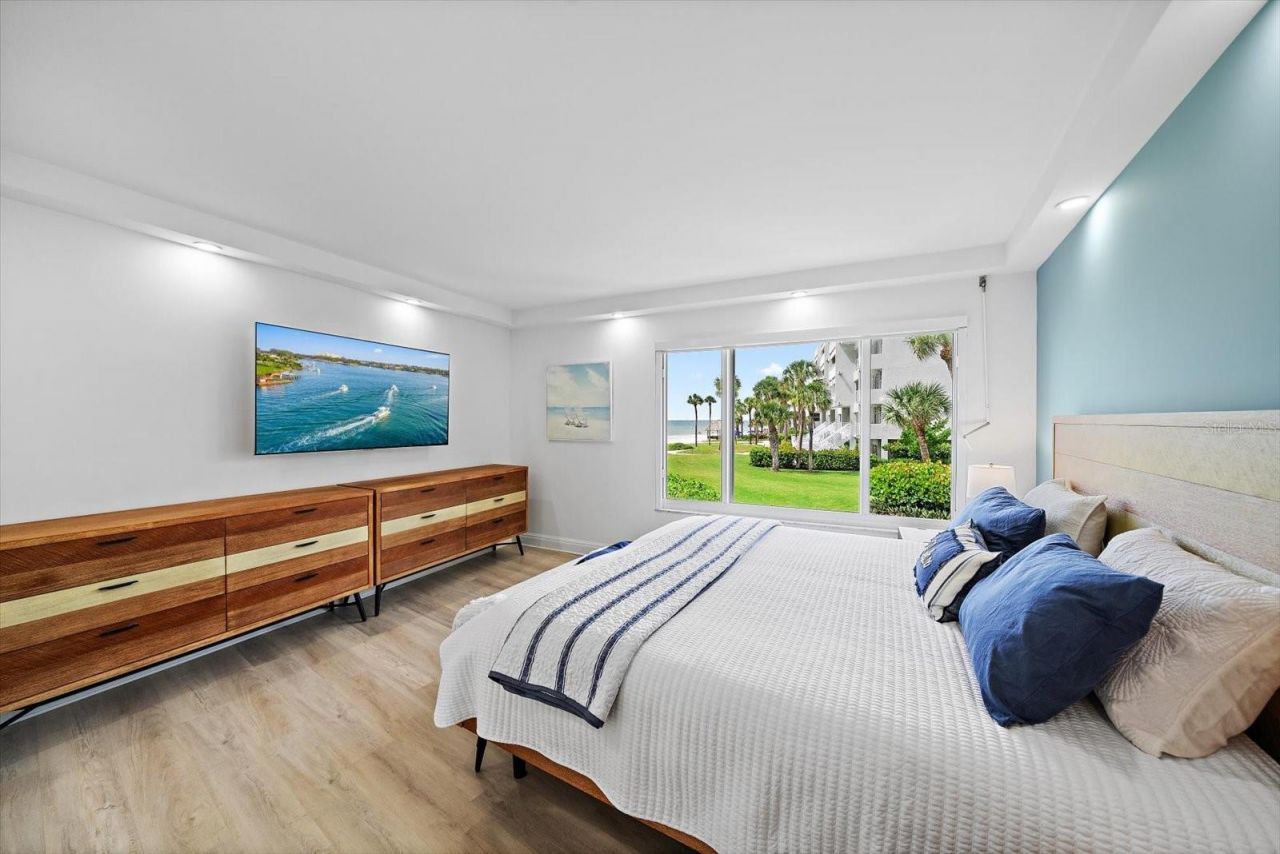 100 Sands Point Road, Unit 219, Longboat Key, FL 34228 Photo