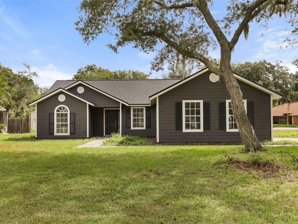 32930 INDIAN WOODS DRIVE , LEESBURG, FL 34788