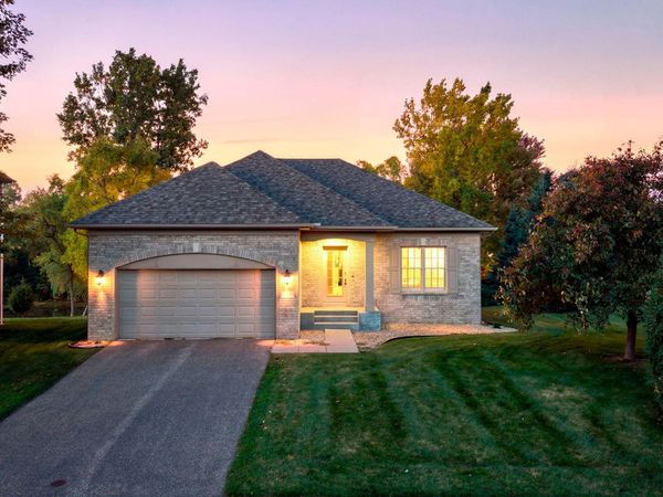 301 Canyon Boulevard, Hudson, WI 54016