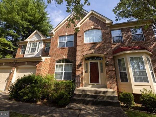 5803 LAWTON COURT , LANHAM, MD 20706