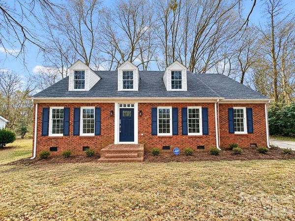 1401 Longbrook Drive , Charlotte, NC 28270