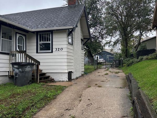 320 Indiana Avenue, Des Moines, IA 50314