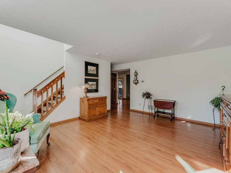 75 Fieldcrest Drive , Delaware, OH 43015 Photo 8
