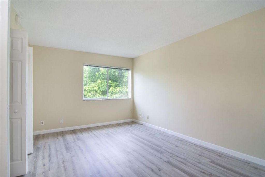 10701 Cleary Boulevard, Unit 306, Plantation, FL 33324 Photo