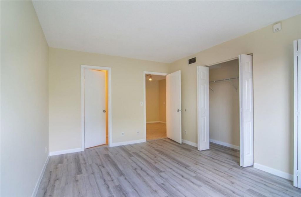 10701 Cleary Boulevard, Unit 306, Plantation, FL 33324 Photo