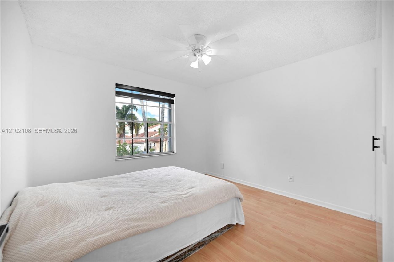 17982 SW 11th St , Pembroke Pines, FL 33029 Photo