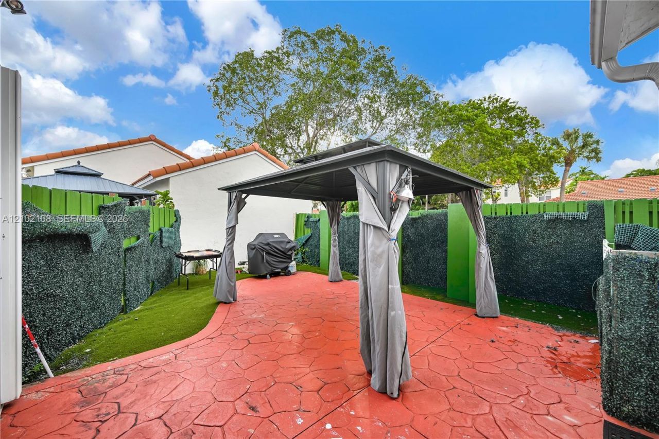 17982 SW 11th St , Pembroke Pines, FL 33029 Photo