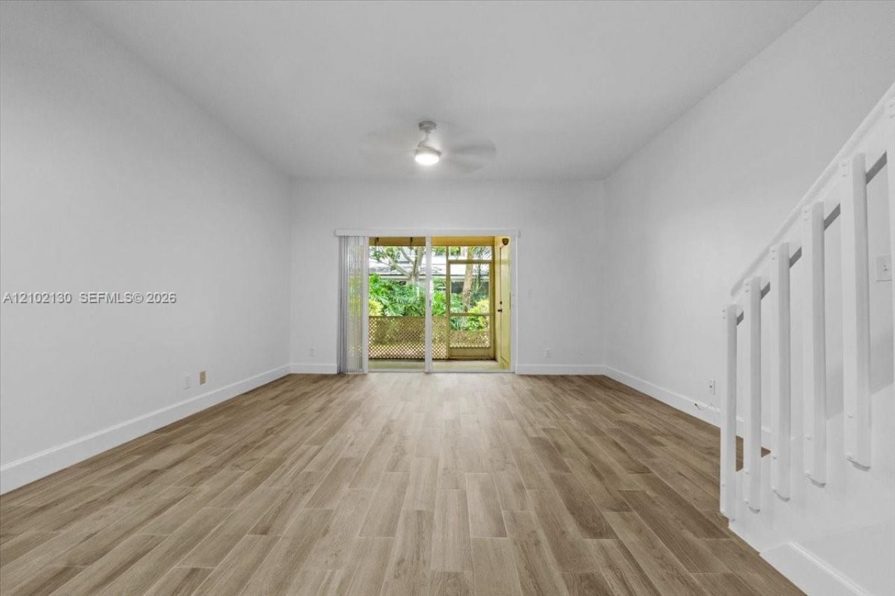 3330 Concert Ln , Unit 124, Margate, FL 33063 Photo