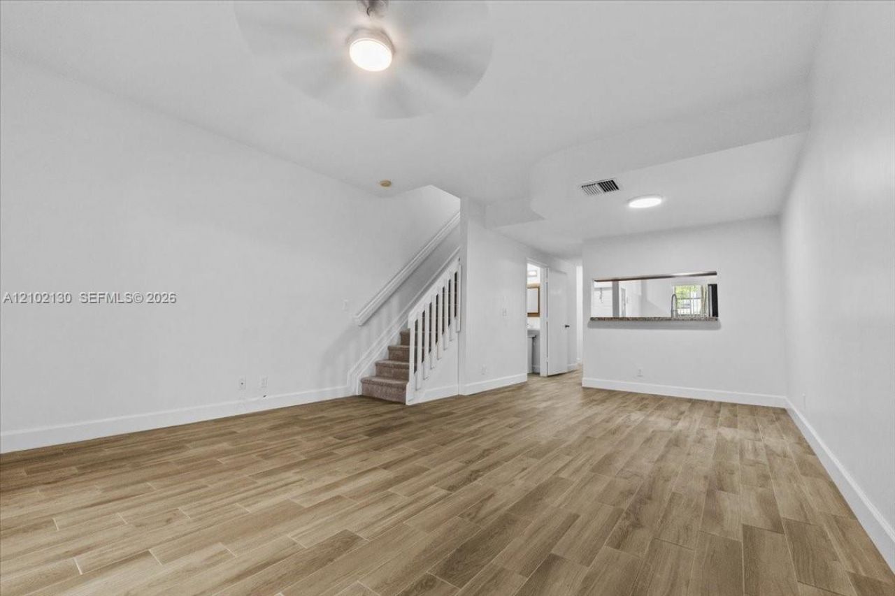 3330 Concert Ln , Unit 124, Margate, FL 33063 Photo