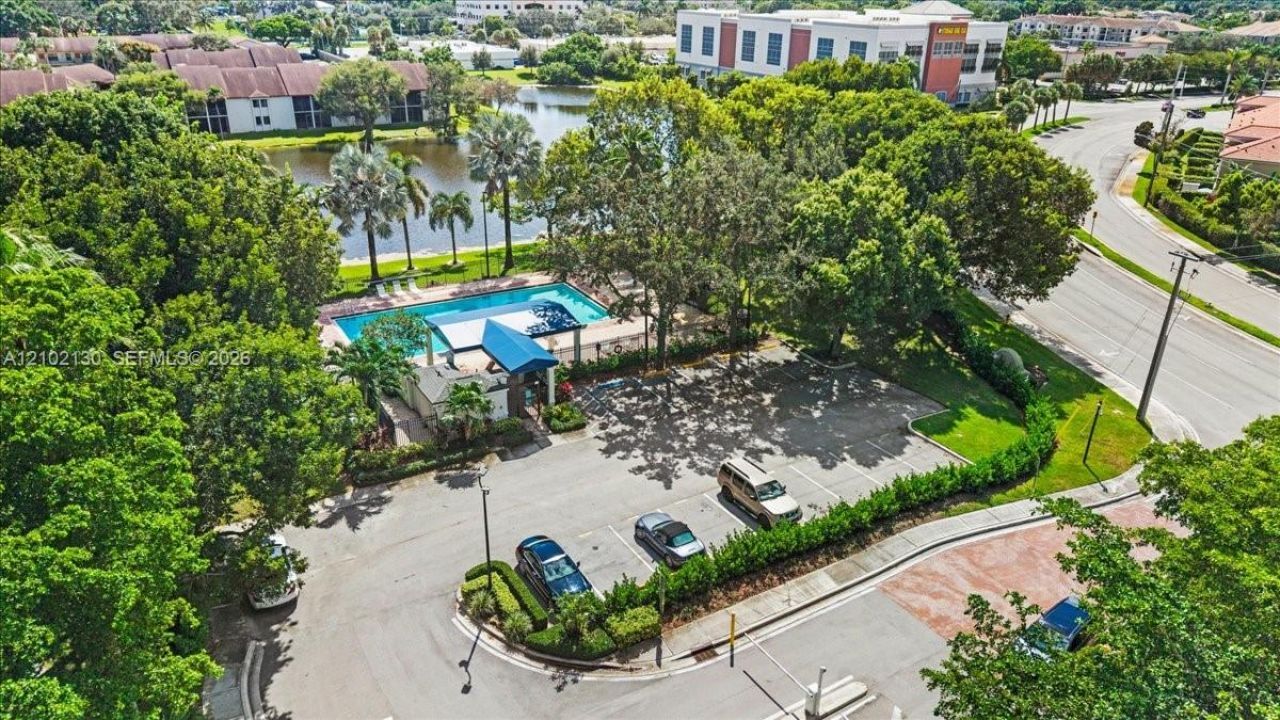 3330 Concert Ln , Unit 124, Margate, FL 33063 Photo