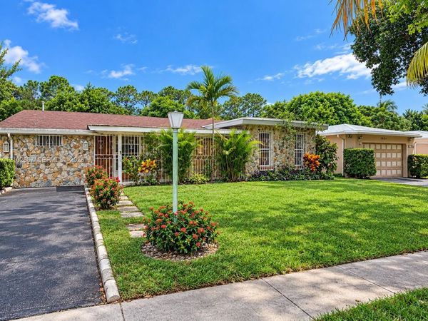 8218 Southampton Dr, Unit A, Miramar, FL 33025