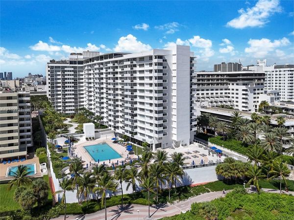 100 Lincoln Rd , Unit 1008, Miami Beach, FL 33139