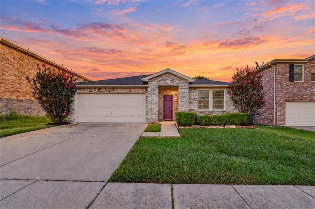 8417 Redheart Street, Arlington, TX 76002 Main Photo