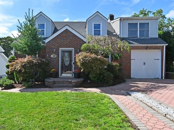 19 Orchard St, Nutley, NJ 07110