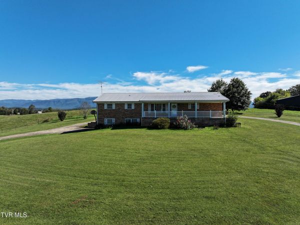 575 West Allens Bridge Road, Greeneville, TN 37743