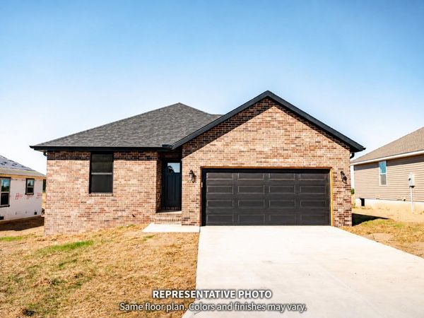 1014 Fenli Avenue , Monett, MO 65708