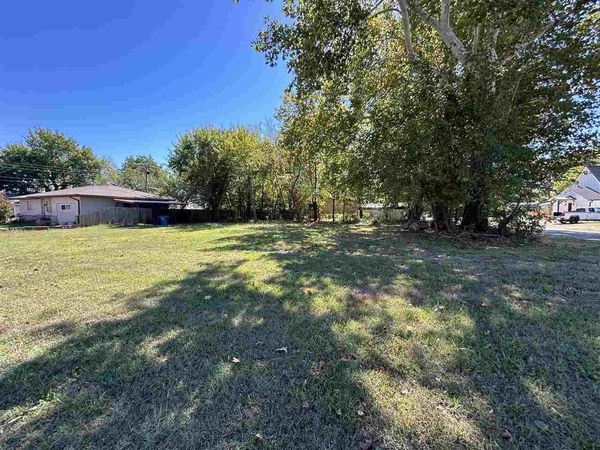 220 W Stumbo, Perkins, OK 00000